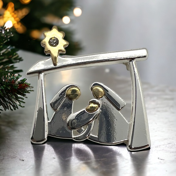 VINTAGE CHRISTMAS NATIVITY SCENE BROOCH Rhinestone Star - Picture 1 of 7